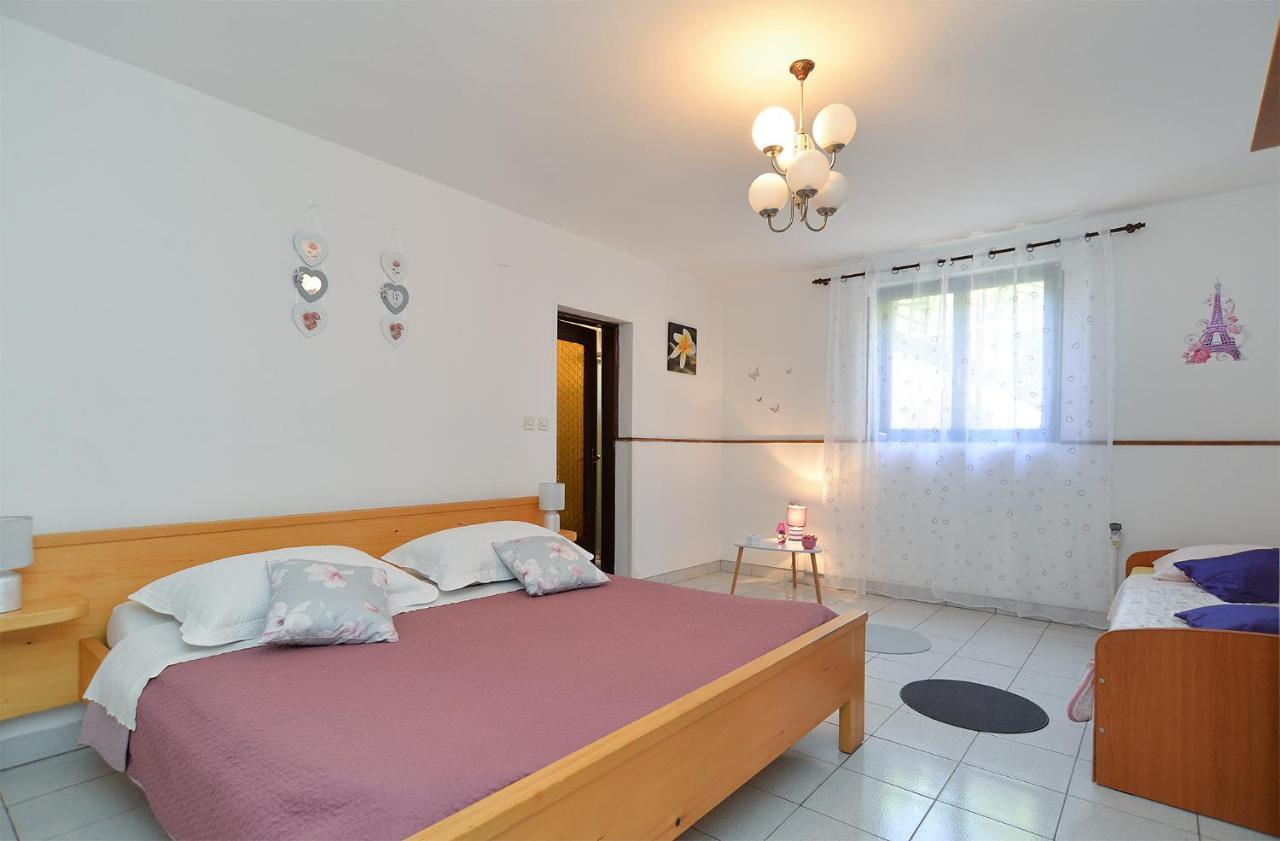 Apartment Dulijana 2042 PUY 외부 사진