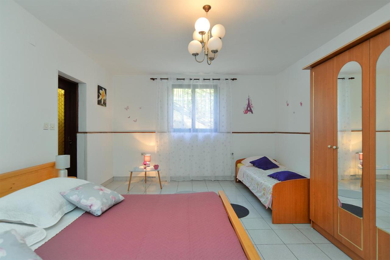 Apartment Dulijana 2042 PUY 외부 사진