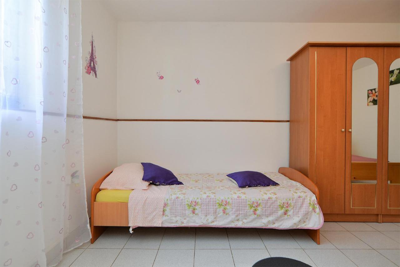 Apartment Dulijana 2042 PUY 외부 사진