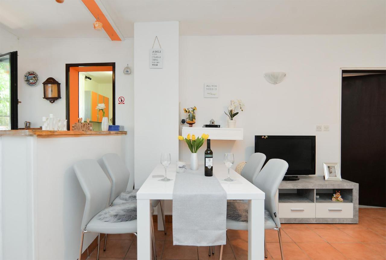 Apartment Dulijana 2042 PUY 외부 사진